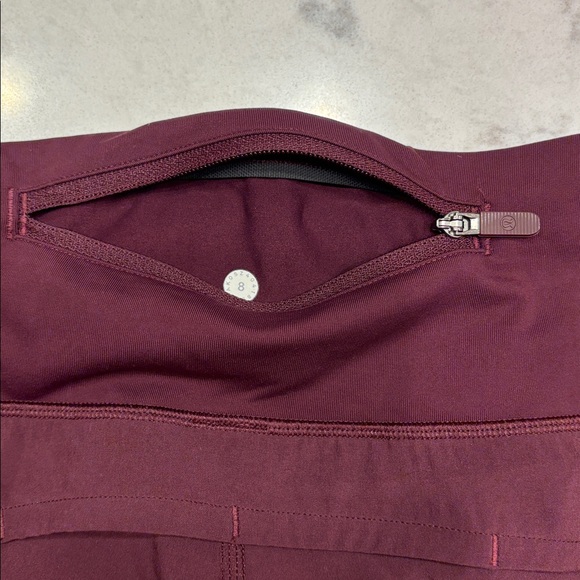 Lululemon Burgundy Red Speed Up Shorts Women's size 8 - Picture 7 of 7